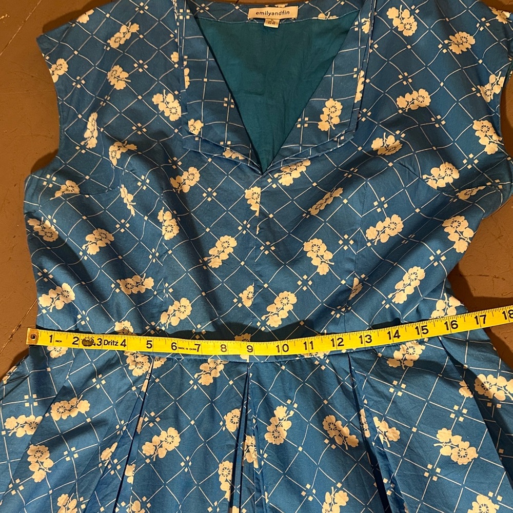 Emily and Fin RARE Blue Rockabilly Dress - Picture 5 of 10